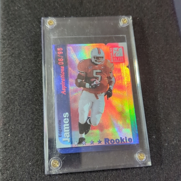 🏈1999 Donruss Elite Edgerrin James Rookie Refractor Rookie Card - Picture 3 of 5